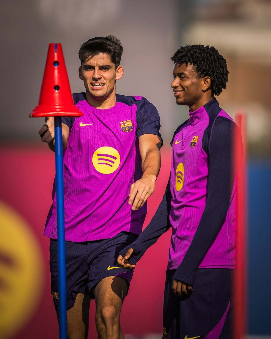 今晚西甲传出新动向，巴塞罗那远射贴柱，管理层表态：压力陡增，年轻球员得到机会的简单介绍九游体育入口